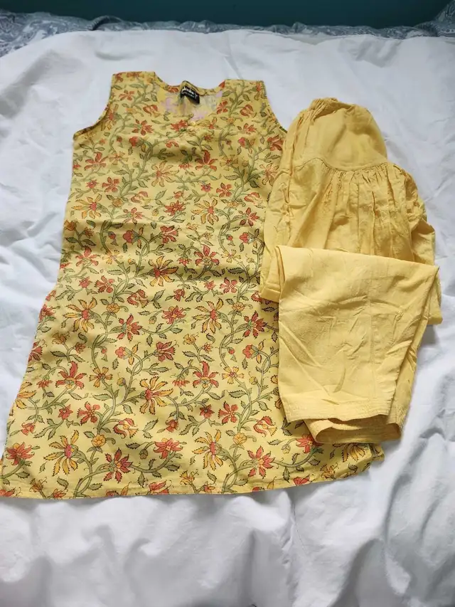 Indian dress fits 8to10years in Kids & Youth in Dartmouth - Image 2