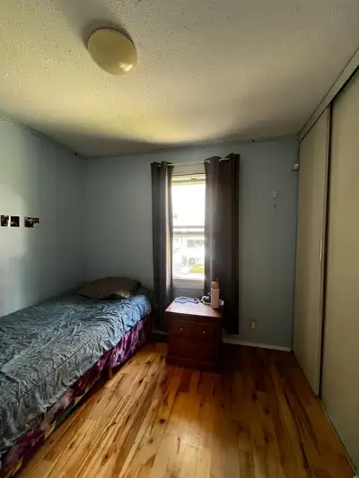 Furnished bedroom perfect for student. Heat, hydro and wifi included. Washer and dryer Can use all c...