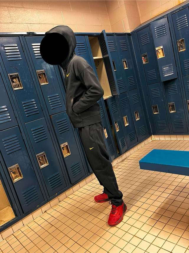Nike Tech Fleece in Men's in Delta/Surrey/Langley - Image 3