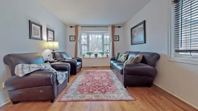 Mississauga (Erin Mills) – Private Detached Home for Rent in Long Term Rentals in Mississauga / Peel Region - Image 11