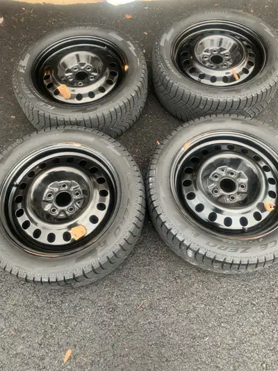 Pirelli. Winter Tires. Like new. 225/50R17. Were on my Accord. Bolt pattern is 5x114.3 Will fit many...