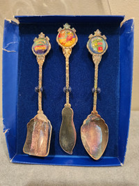 1998 Hong Kong Souvenir Spoon Set Vintage