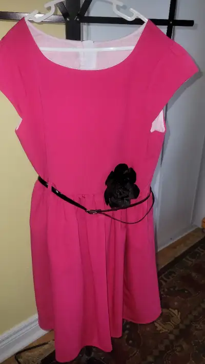 Girls dress, very pretty, View more