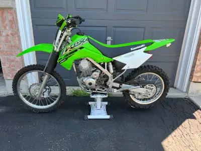 This 2021 Kawasaki KLX 140L is a well-maintained, very lightly used dirt bike. Featuring a reliable...