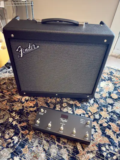 Fender Mustang GTX Amplifier with Footswitch, View more