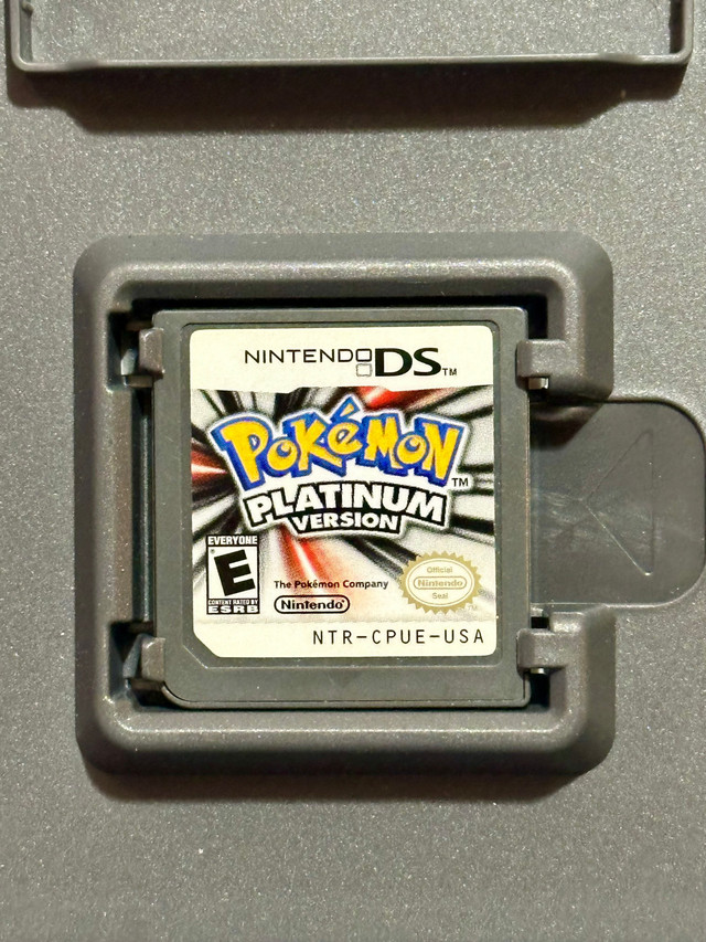 Pokémon Platinum (Nintendo DS) - CIB in Nintendo DS in Oshawa / Durham Region - Image 4