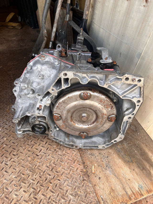 2012 Nissan automatic transmission  in Transmission & Drivetrain in London