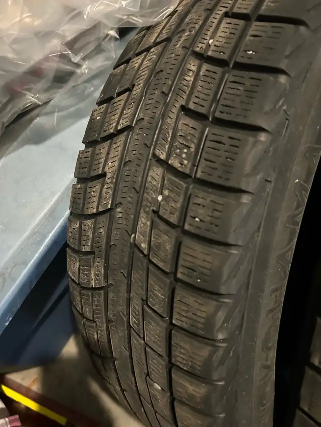4 x pneus hiver 195/65 R15 in Tires & Rims in Lévis - Image 4
