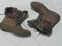 Ladies winter Boots size 7.5