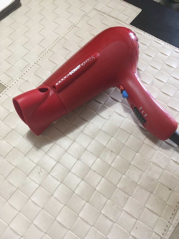 Never Used Conair Hair Dryer Ion Shine 1875 Red For Sale in Other in Ottawa - Image 4