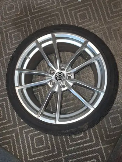 Continental ContiWinterContact TS830P (234/40/19) High performance winter tires with TPMS. Date stam...