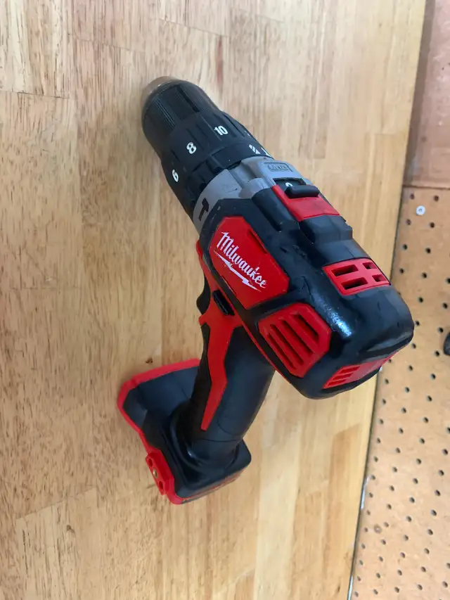M18 Hammer Drill Driver, 2Sd, 5 year Warranty. BNIB Sells $225 in Power Tools in Barrie - Image 6