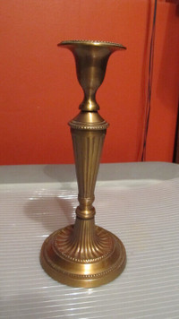 Vintage brass candlestick holder 7.5" high.