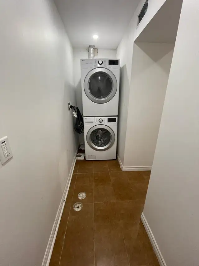 basement for rent  in Long Term Rentals in Oakville / Halton Region - Image 7