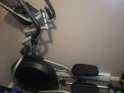 Spirit XE195 Elliptical, View more