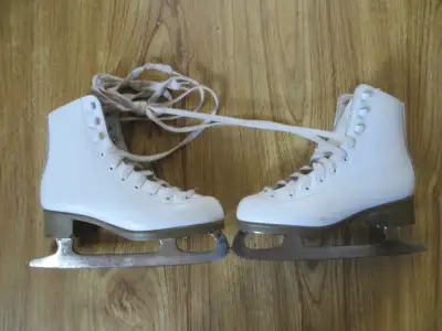 Glacier 220 Figure Skates for sale Truro Area, View more