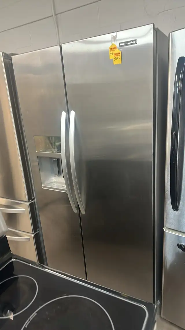 KitchenAid Refrigerator in Refrigerators in City of Montréal - Image 2
