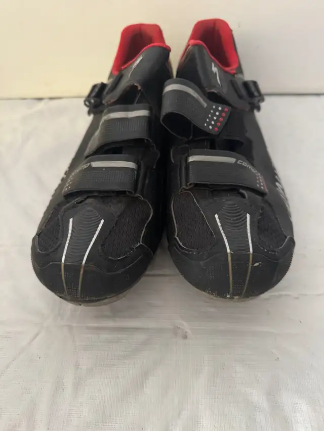 MOUNTAIN BIKE, SHOES, LIKE NEW READ ADD FOR DETAILS, AHUNTSIC in Mountain in City of Montréal - Image 6