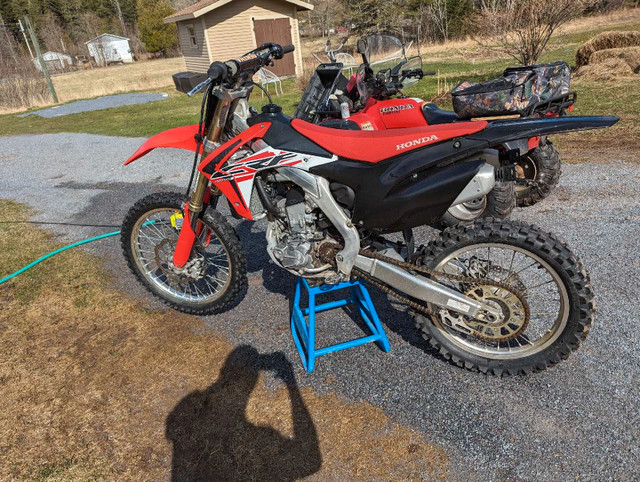 2016 Honda CRF250R in Dirt Bikes & Motocross in Saint John - Image 3