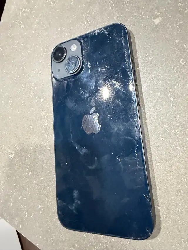 iPhone 14521683051029483521