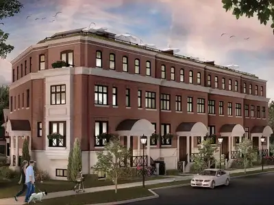Luxury 3Br townhouse at Leaside for rent