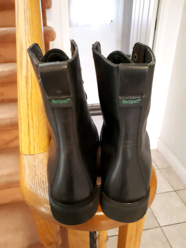 Rockport Ladies 7" Leather boots Size 8 in Women's - Shoes in Oshawa / Durham Region - Image 2