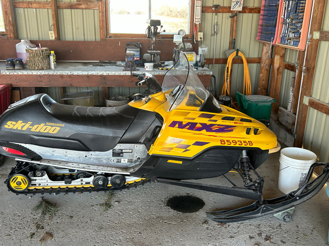 2000 MXZ 600  in Snowmobiles in Barrie - Image 3