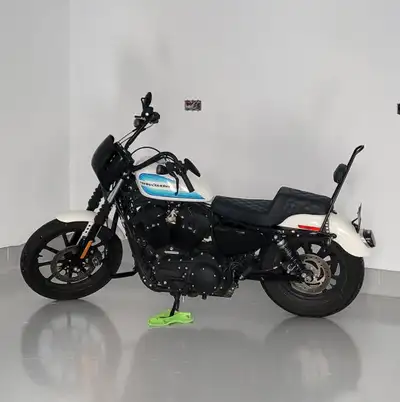 TBR exhaust, Sadlemen seat, sissy bar. New batterry in 2023. New rear tire 2022. Roughly 24 000kms....