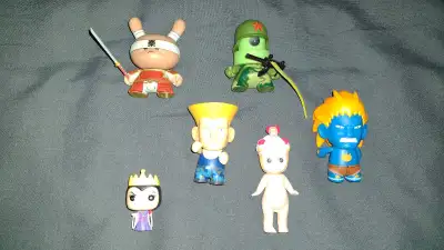KidRobot Huck Gee Street Fighter  (2011), View more
