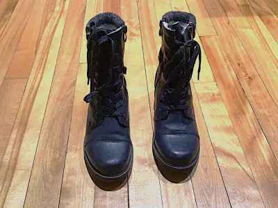 Banff Trail -  Women's Winter Boots - Size 6  - 60$, View more