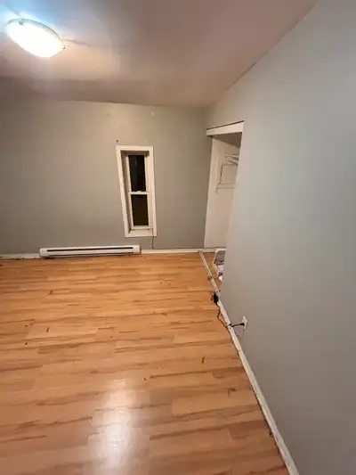 Hey everyone! We're looking for a chill, respectful roommate to join our 3-bedroom apartment at 140...