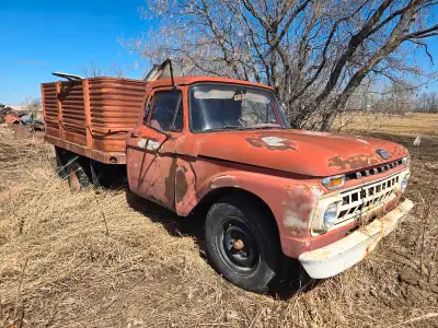 Runs and drives. Great for around the acreage. 50/50 for on the road. Brakes come back every year af...