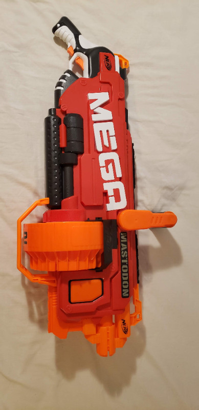 Nerf Mega dart blaster package in Toys & Games in Gatineau