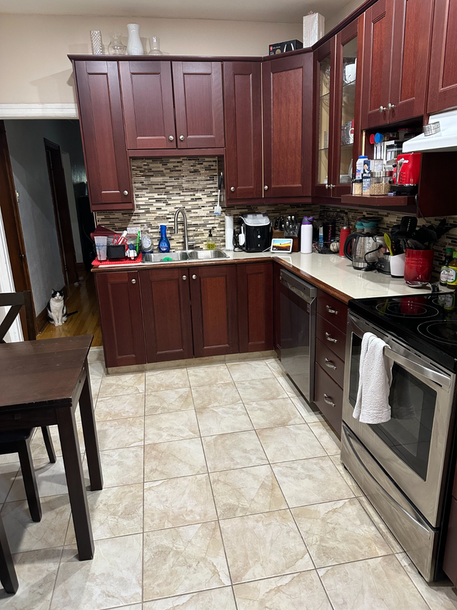 All Included Furnished Room near Plamondon in Room Rentals & Roommates in City of Montréal - Image 6