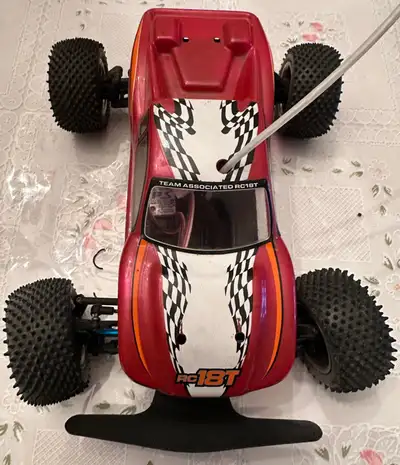 RC Truck - Team Associated RC18T, View more