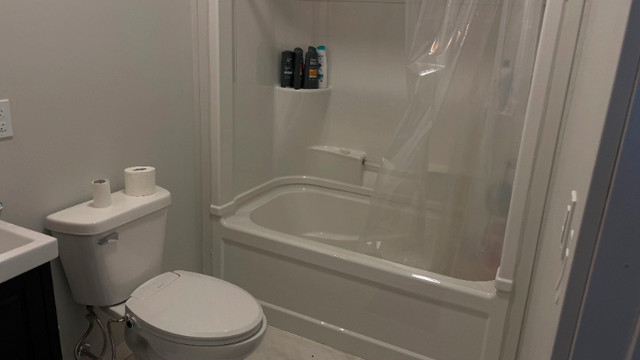 2 FURNISHED BEDROOMS available NEAR DAL, DOWNTOWN IMMEDIATELY in Room Rentals & Roommates in City of Halifax - Image 3