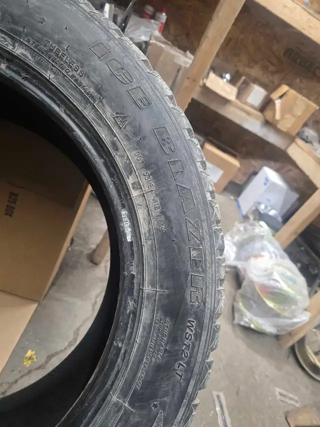 20 inch sailum ice blizzard ❄️ tires in Tires & Rims in Napanee - Image 3