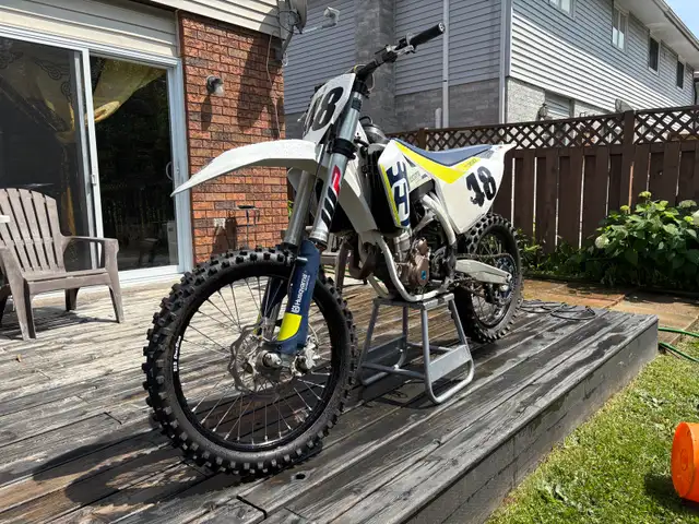 Husqvarna Fc350 in Dirt Bikes & Motocross in North Bay - Image 6