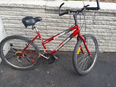 vélo 26 po. 18 vitesse Super Cycle