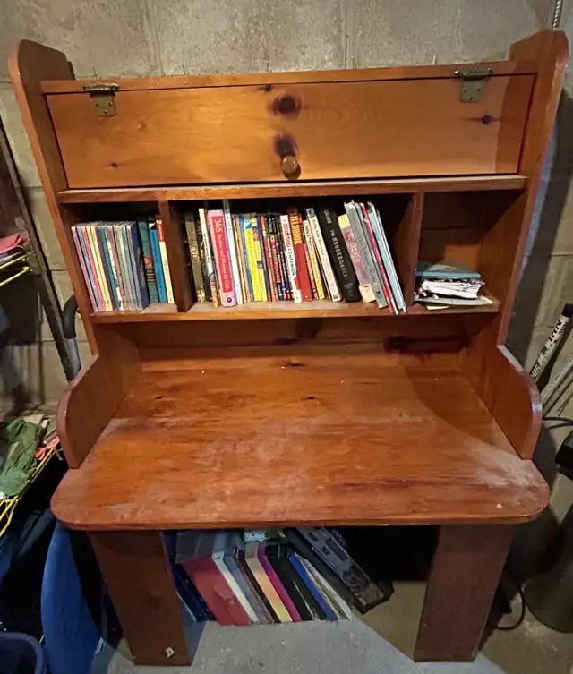 Handmade Solid Pine Desk in Desks in Bedford - Image 2