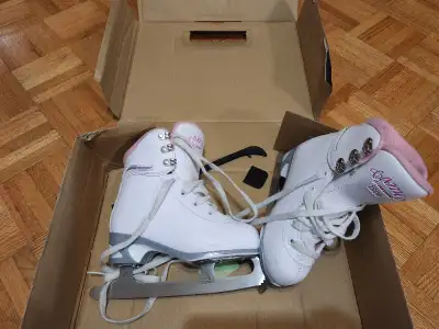 Proffesional skates Cameo size J12, View more