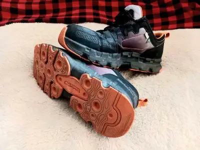 Timberland Pro Anti-Fatigue Steel Toed work shoes In almost New Condition - Barely Worn Size: 10.5 W...