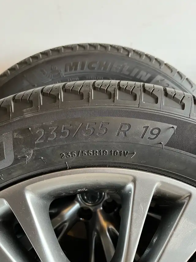 2010-2015 Tires with Rims For RX350 Only Used For Two Summers in Tires & Rims in Mississauga / Peel Region - Image 2