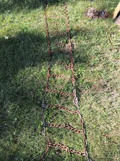 4 tire chains Approx 15 " wide x 103 " in length
