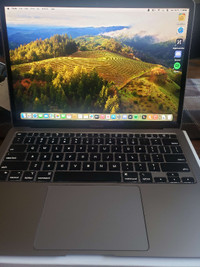 M1 Macbook Air in Like New Condition with Charger (100% BATTERY)