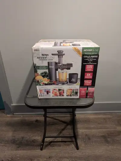 I'm selling a brand new Ninja NeverClog Cold Press Juicer, perfect for anyone looking to enjoy fresh...