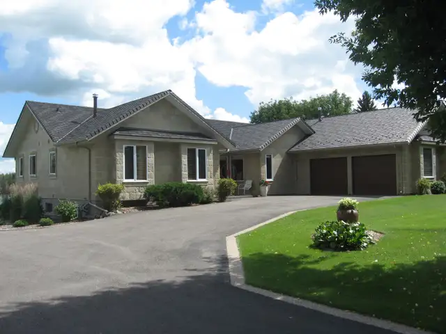 Home for Sale in Lacombe AB