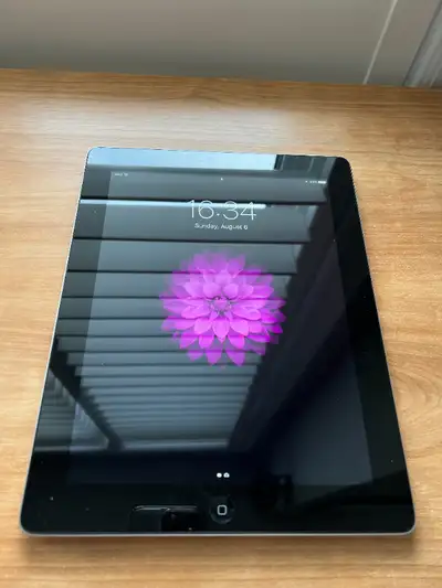 Apple iPad 4 (model MD510C/A1458), 16 GB, Black color, View more