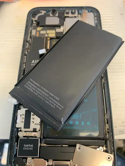 APPLE IPHONE BATTERY REPLACEMENT, View more