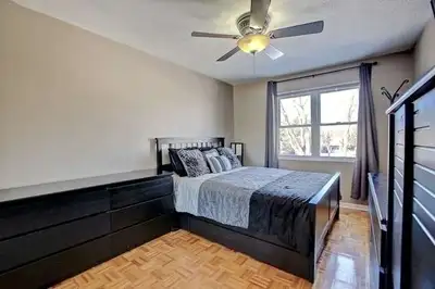 Professor's Lake 1 Master Bedroom in a Semi Detached home - Private Court Location - Backing Onto Pa...